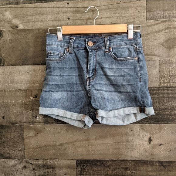 Blue Savvy denim shorts 5 - Picture 1 of 5
